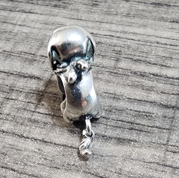 S925 Sitting Dog With Bandana Charm - Picture 3 of 6